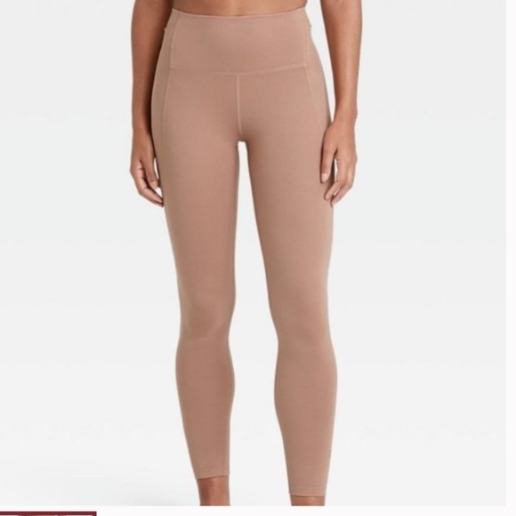 All in Motion Brushed Sculpt
High-rise  Taupe Leggings - Picture 1 of 5